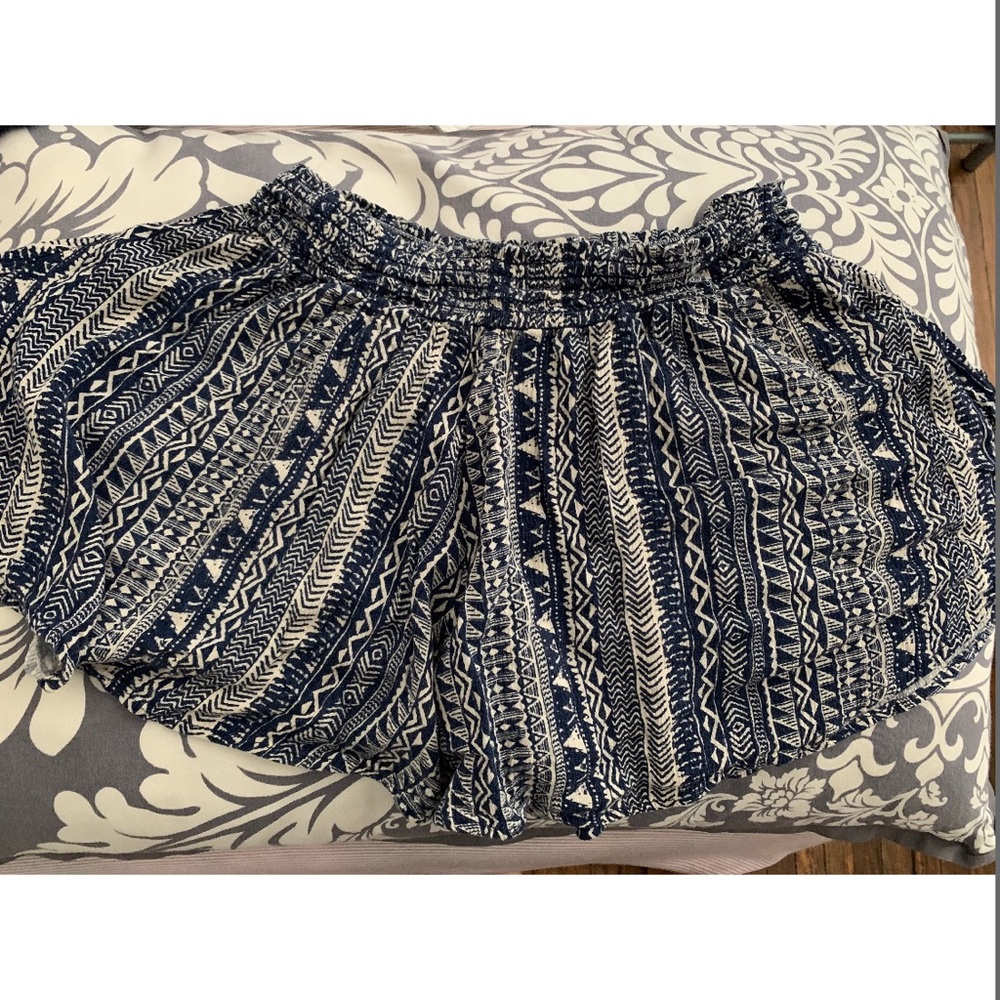 R2D Hi Rise Shorts